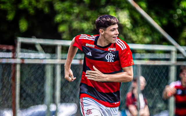 atacante-comemora-vitoria-do-flamengo-em-estreia-na-copa-rio-e-exalta-filipe-luis-–-coluna-do-fla