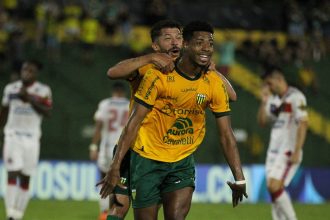 ypiranga-vence-porto-velho-em-casa-e-avanca-a-terceira-fase-da-copa-do-brasil-–-globo.com