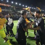 de-reforco-mais-caro-lesionado-a-tecnico-interino:-botafogo-avanca-na-libertadores-na-base-da-superacao-–-globo