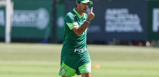 abel-faz-treino-tatico-no-palmeiras-antes-das-quartas-do-paulista-com-a-ponte-preta-–-uol-esporte