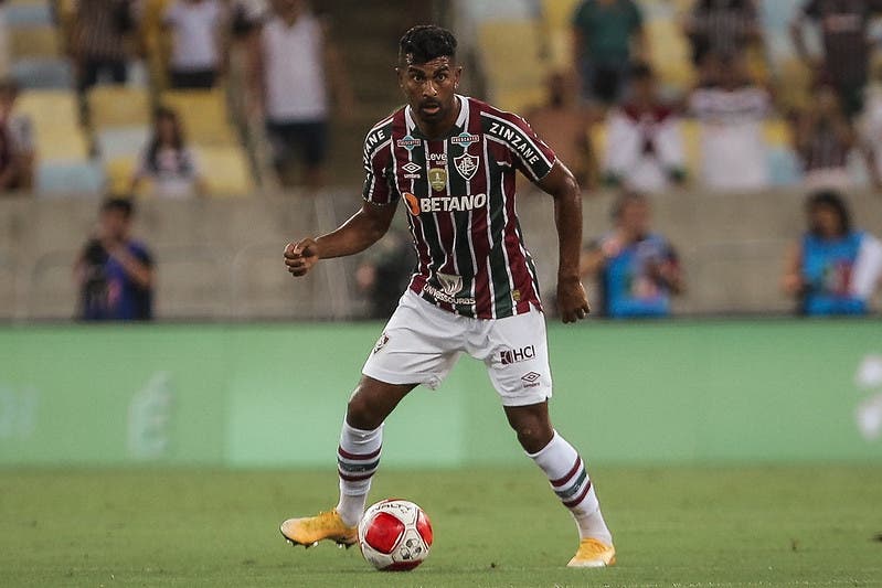 zagueiro-do-fluminense-e-o-jogador-com-mais-expulsoes-do-cariocao-2024-–-netflu