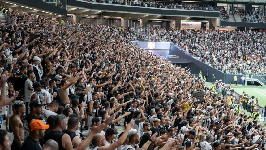 atletico-e-multado-por-gritos-homofobicos-da-torcida-no-classico;-veja-valor-–-itatiaia