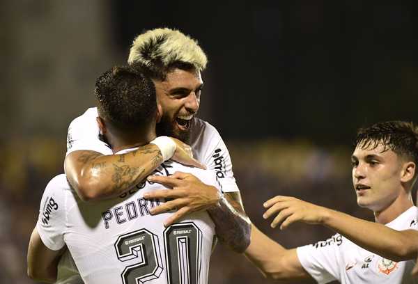 corinthians-acumula-mais-de-r$-5-milhoes-em-premiacao-com-classificacao-na-copa-do-brasil-–-globo.com