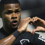 junior-santos-conta-‘ajuste’-feito-por-fabio-matias-que-o-ajudou-a-marcar-mais-gols-no-botafogo-–-fogaonet