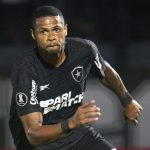 artilheiro-do-botafogo,-junior-santos-passou-por-mudanca-tatica-para-virar-goleador-–-trivela