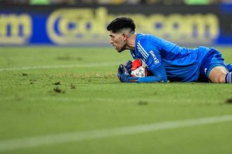 rossi-se-torna-o-goleiro-com-mais-tempo-sem-ser-vazado-em-jogos-oficiais-na-historia-do-flamengo-–-globo.com