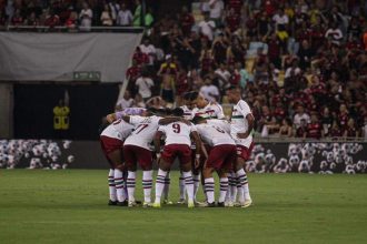 diniz-se-irrita-com-critica-apos-queda-do-fluminense:-‘tudo-falso-tricolor-com-blogzinho’-–-folha-vitoria