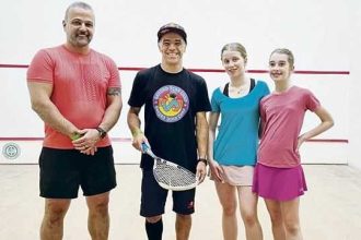 mineirinho-participa-de-desafio-de-squash-com-irmas-da-selecao-|-diario-do-grande-abc-–-noticias-e-informacoes-–-diario-do-grande-abc