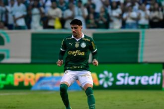 piquerez,-do-palmeiras,-e-desconvocado-do-uruguai-apos-confusao-com-data-de-voo-–-tnt-sports-brasil