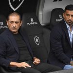 ramon-diaz-reforca-pedido-por-volante-e-discute-nomes-com-o-vasco-–-globo.com