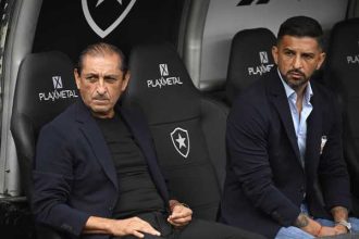 ramon-diaz-reforca-pedido-por-volante-e-discute-nomes-com-o-vasco-–-globo.com