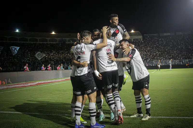 vasco-mira-contratacoes-para-a-sequencia-da-temporada-–-supervasco