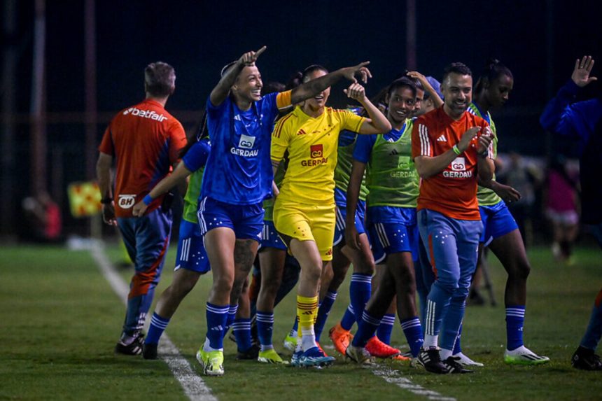 cruzeiro-apronta-no-rio,-vence-e-mantem-fla-zerado-no-brasileirao-feminino-::-ogolcombr-–-ogolcom.br