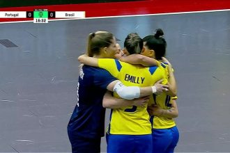 brasil-vence-com-gol-de-letra-e-e-campeao-do-torneio-internacional-de-futsal-feminino-–-globo.com