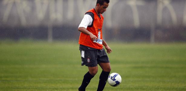 ex-corinthians-concilia-empregos-apos-parar-por-doping:-‘ate-hoje-doi’-–-uol-esporte