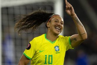 paris-2024:-selecao-feminina-de-futebol-enfrentara-espanha-e-japao-–-uol-esporte