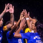 cruzeiro-vence-flamengo-e-sobe-na-tabela-do-brasileirao-feminino-–-terra