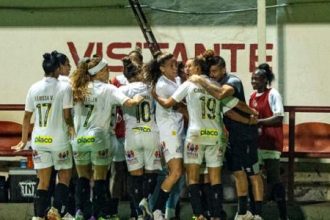 de-virada,-santos-bate-atletico-mg-fora-de-casa-e-alcanca-primeira-vitoria-no-brasileirao-feminino-–-uol-esporte