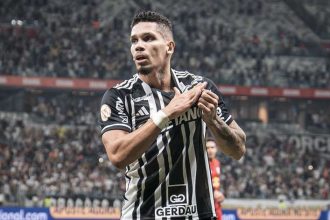 artilheiro-do-brasileirao-recebera-r$-100-mil-por-gol-feito,-alem-do-trofeu-roberto-dinamite-–-correio-do-povo