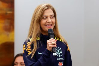 leila-pereira-na-selecao:-o-que-a-presidente-do-palmeiras-faz-como-chefe-de-delegacao?-–-itatiaia