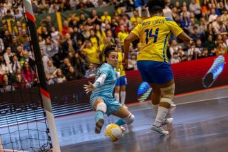 paraense-marca-gol-do-titulo-em-conquista-internacional-da-selecao-brasileira-feminina-de-futsal-–-globo