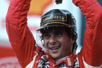 senna-64-anos:-veja-imagens-de-como-ayrton-estaria-nos-dias-de-hoje-–-uol-esporte