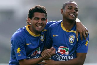 casos-robinho-e-daniel-alves:-neto-cobra-cbf,-ronaldo-e-outros-jogadores-–-no-ataque