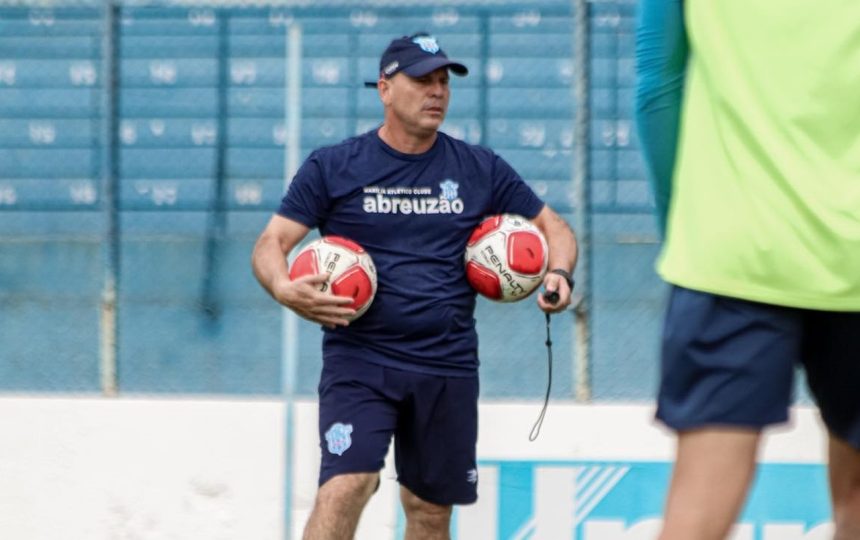 paulista-a3:-cleber-gaucho-faz-duas-mudancas-em-treino-do-marilia-para-sabado-–-futebol-interior