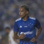 cruzeiro-e-matheus-pereira:-salario,-tempo-de-vinculo-e-acerto-com-al-hilal-estao-em-jogo-nas-negociacoes-–-globo.com