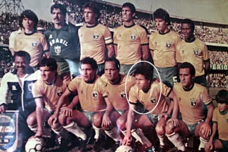 achados-&-perdidos:-em-seu-unico-jogo-pela-selecao-brasileira,-arturzinho-marcou-gol.-veja-como-foi!-–-noticias-–-terceiro-tempo-–-terceiro-tempo-–-milton-neves