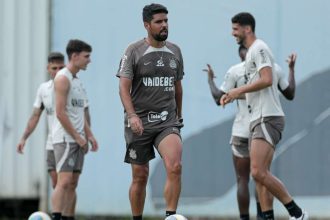 visando-a-estreia-na-sul-americana-e-no-brasileirao,-corinthians-treina-no-ct-joaquim-grava-–-futebol-interior