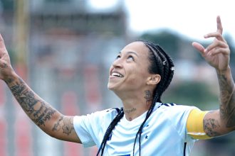 cruzeiro-vence-inter-com-gol-olimpico-e-assume-lideranca-do-brasileirao-feminino-–-no-ataque