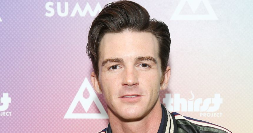 drake-bell-blasts-nickelodeon’s-‘pretty-empty’-response-to-‘quiet-on-set’-–-huffpost