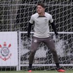 corinthians-acerta-renovacao-de-contrato-com-goleiro-campeao-da-copinha-por-cinco-anos-–-globo.com