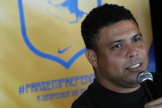 ronaldo-fenomeno-encaminha-venda-da-saf-do-cruzeiro-para-empresario-pedro-lourenco-–-brasil-247