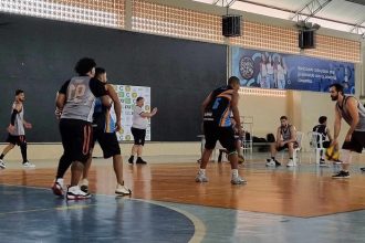 1o-torneio-de-basquete-foi-eletrizante-no-ginasio-esportivo-da-escola-de-tempo-integral-joao-xxiii-em-barra-de-sao-francisco-–-gazeta-do-norte