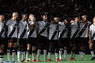 apos-ultima-derrota,-vasco-se-torna-a-pior-defesa-do-campeonato-brasileiro-em-gols-sofridos-–-terra