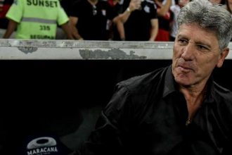 flamengo-e-gremio-se-reencontram-apos-desgaste-e-desabafo-de-renato-gaucho-–-uol-esporte