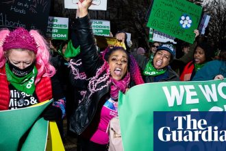 us-supreme-court-unanimously-upholds-access-to-abortion-pill-mifepristone-–-the-guardian-us