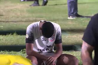 video:-wesley-fica-desolado-em-banco-do-corinthians-durante-derrota-para-o-vasco-–-globo